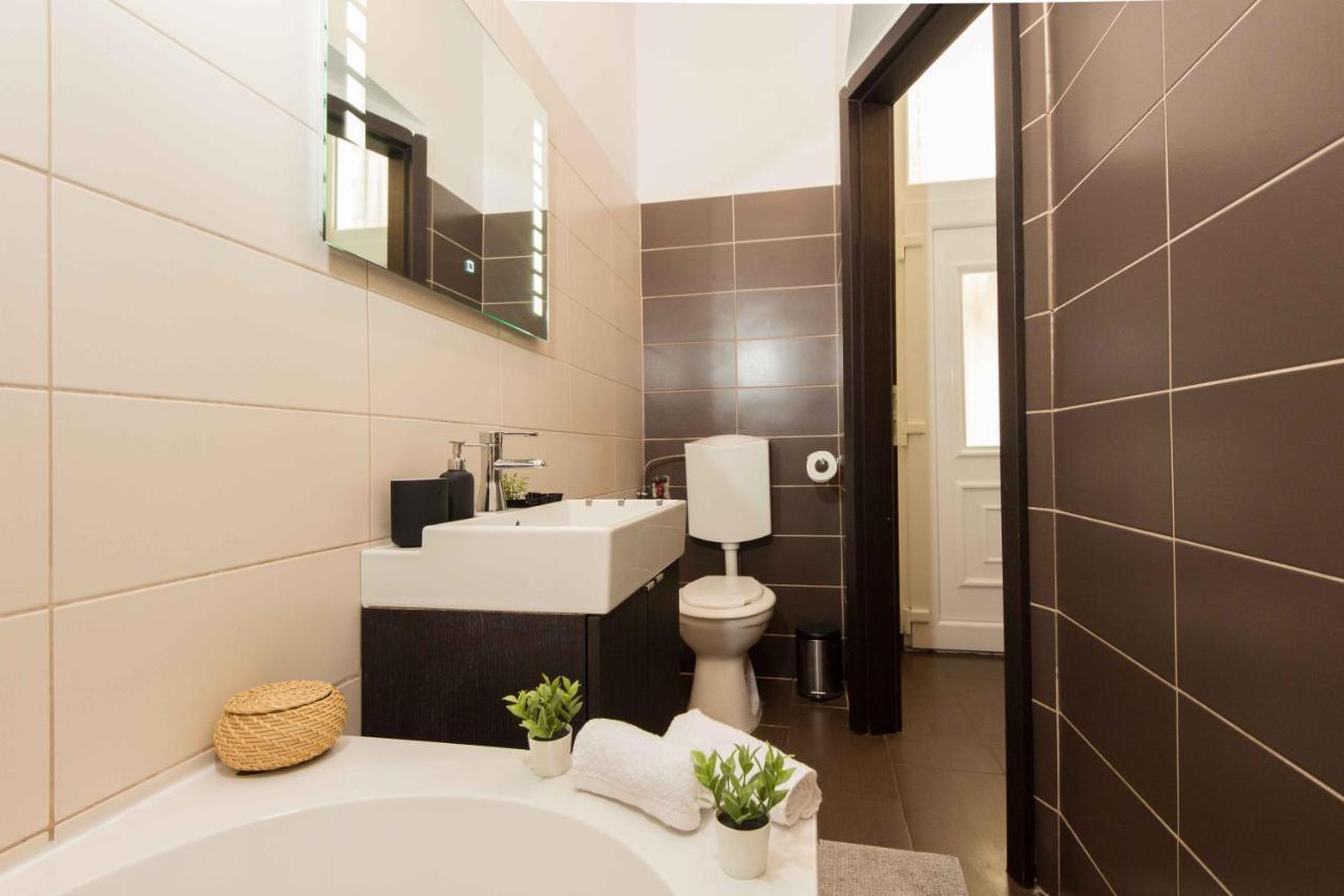 בודפשט Paulay Design Apartment מראה חיצוני תמונה